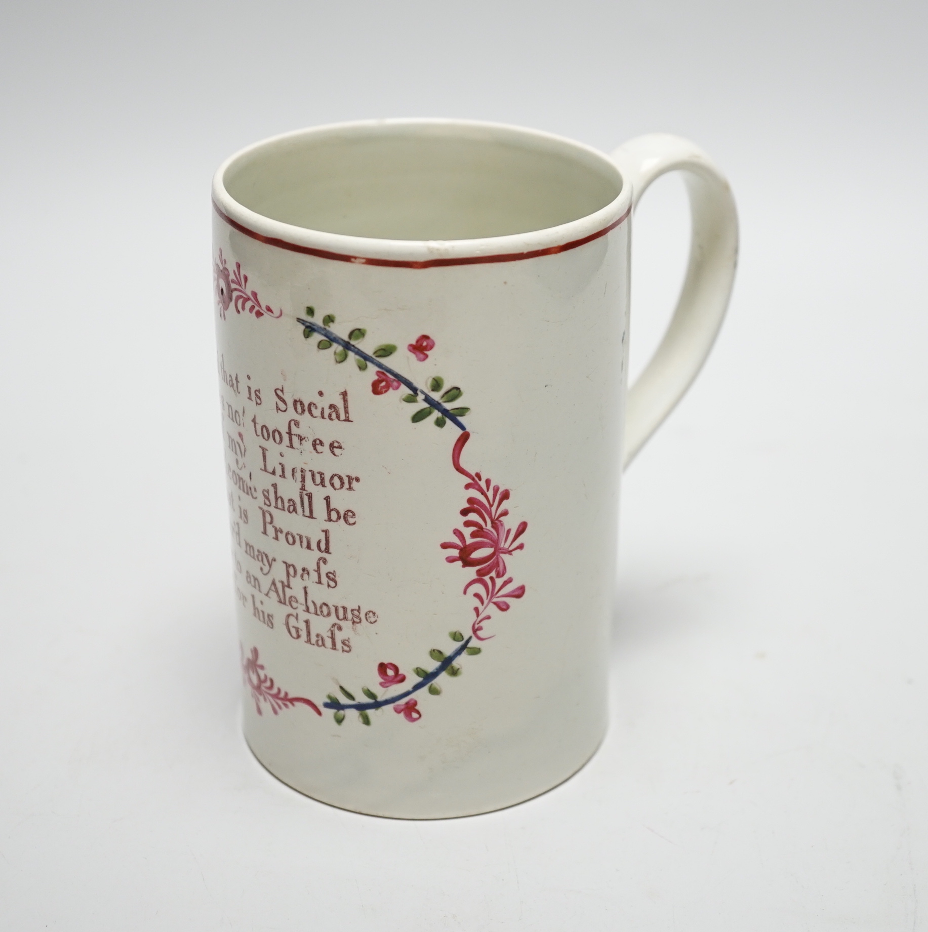A pearlware mug printed with a verse, c.1790-1800, painted sprigs, 13cm